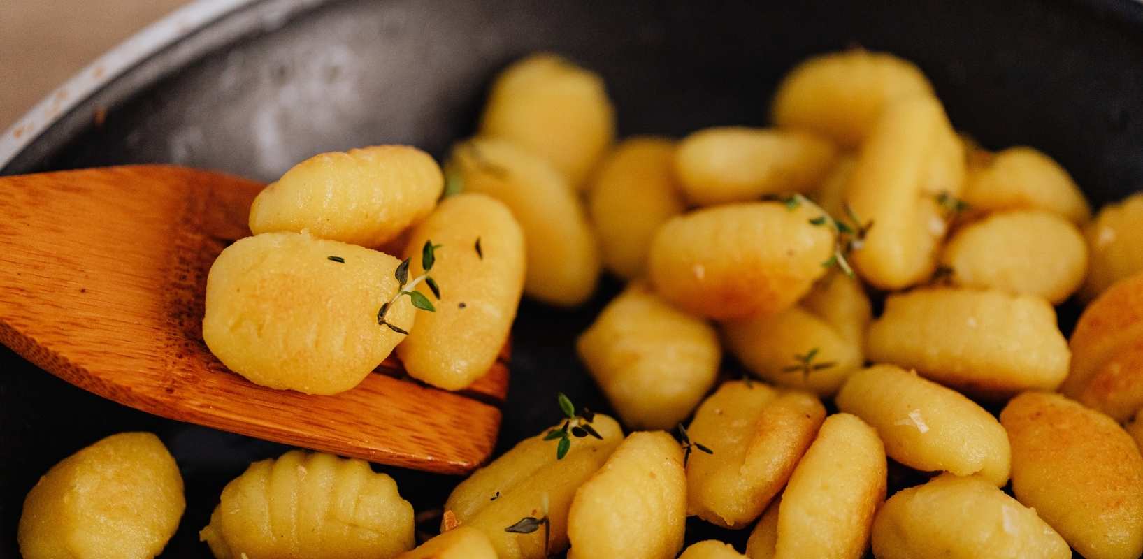 Proprietà e benefici della frutta secca. - Gnocchi Pataro