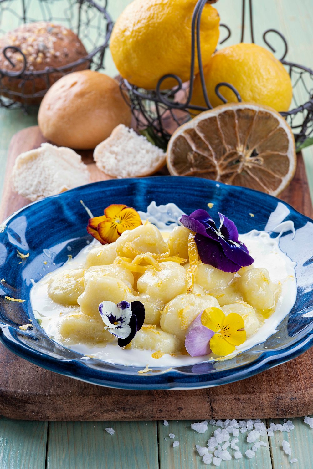 gnocchi su cremoso ricotta al limone